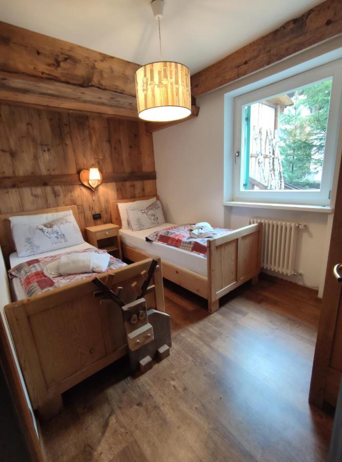 Appartement La Tana Dell'Orso à Campitello di Fassa Extérieur photo